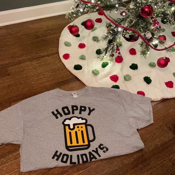 NWOT Hoppy Holidays XXL SS tshirt 🍻 🎄 - Picture 4 of 4